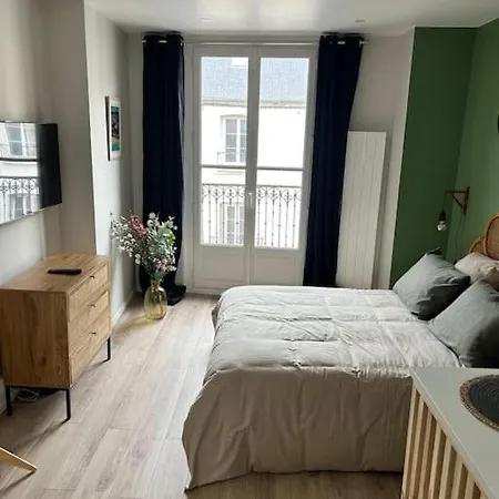 Apartment Terasse Avec Superbe Vue Sur Le Marche De *